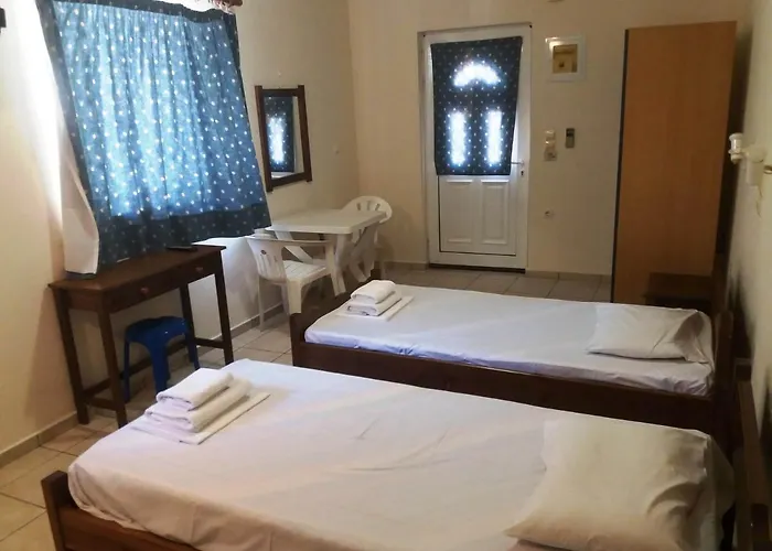Katerina Rooms Agii Apostoloi